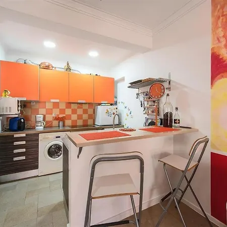 Caparica Beach Charming Apartament *